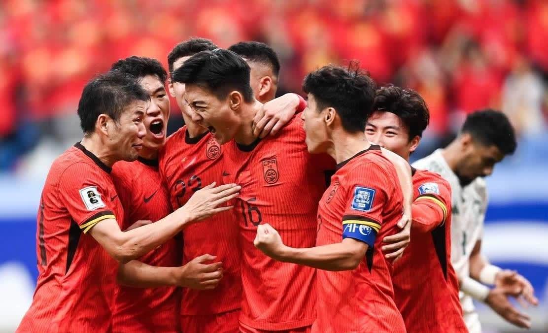 关于中国杯预选赛激战正酣，国足迎战劲敌的信息